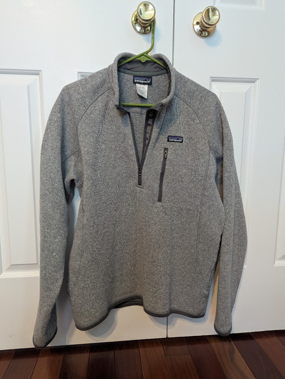 Gray Patagonia Quarter Zip Fleece - M